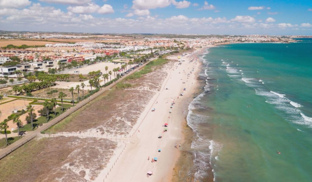 Villa Antonio, El Mojón — Aerial view of El Mojón beach and the Mediterranean